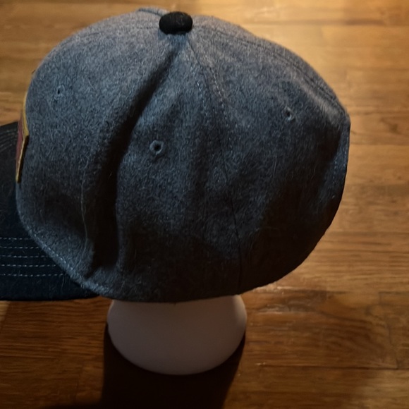 American Eagle USA American flag snapback hat charcoal gray in color - Picture 5 of 8